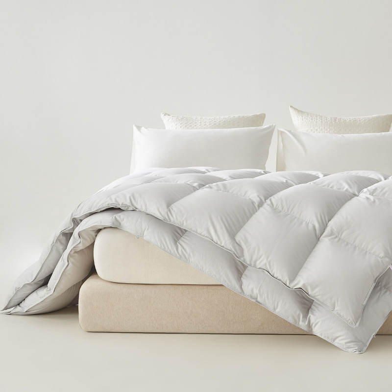 Pilvimyrsky nollapaineen sulka samettpeitto